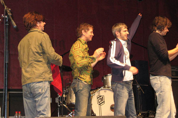 Band2
