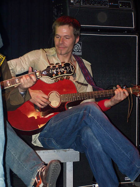 Gabriel_sitting